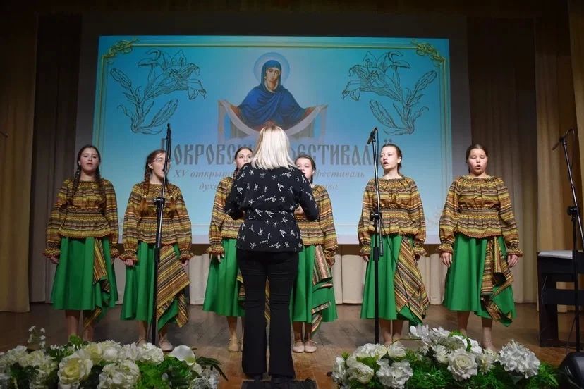 На базе Культурно-спортивного центра села Ближняя Игуменка состоялся Ежегодный XV открытый региональный фестиваль духовной музыки и искусства «Покровский фестиваль» На базе Культурно-спортивного центра села Ближняя Игуменка состоялся Ежегодный XV открытый региональный фестиваль духовной музыки и искусства «Покровский фестиваль»