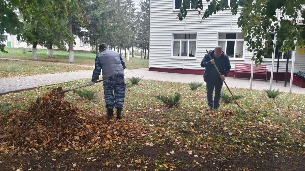 На территории округа активно продолжается череда субботников в рамках месячника добровольного служения Белгородской области На территории округа активно продолжается череда субботников в рамках месячника добровольного служения Белгородской области
