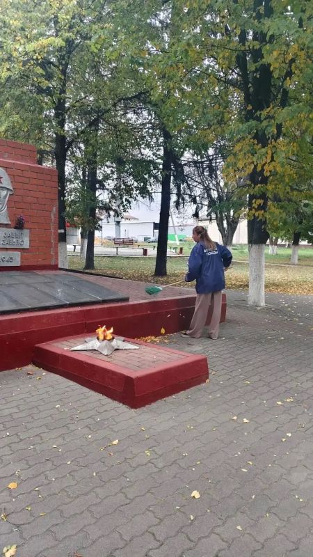 На территории округа активно продолжается череда субботников в рамках месячника добровольного служения Белгородской области На территории округа активно продолжается череда субботников в рамках месячника добровольного служения Белгородской области