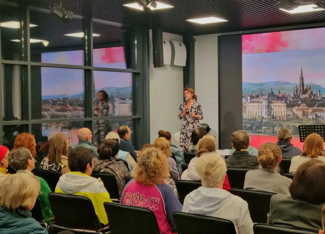 В Креатив-Тауне состоялась интерактивная музыкально-просветительская программа «Музыка города» - авторский проект лектора-музыковеда Белгородской филармонии, члена Гильдии музыкознания Российского музыкального союза Любови...