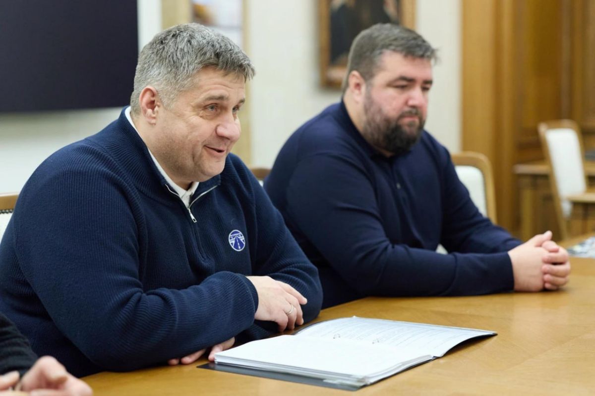 Александр Шуваев обсудил с главой Росавтодора развитие дорожной инфраструктуры в Белгородской области Александр Шуваев обсудил с главой Росавтодора развитие дорожной инфраструктуры в Белгородской области