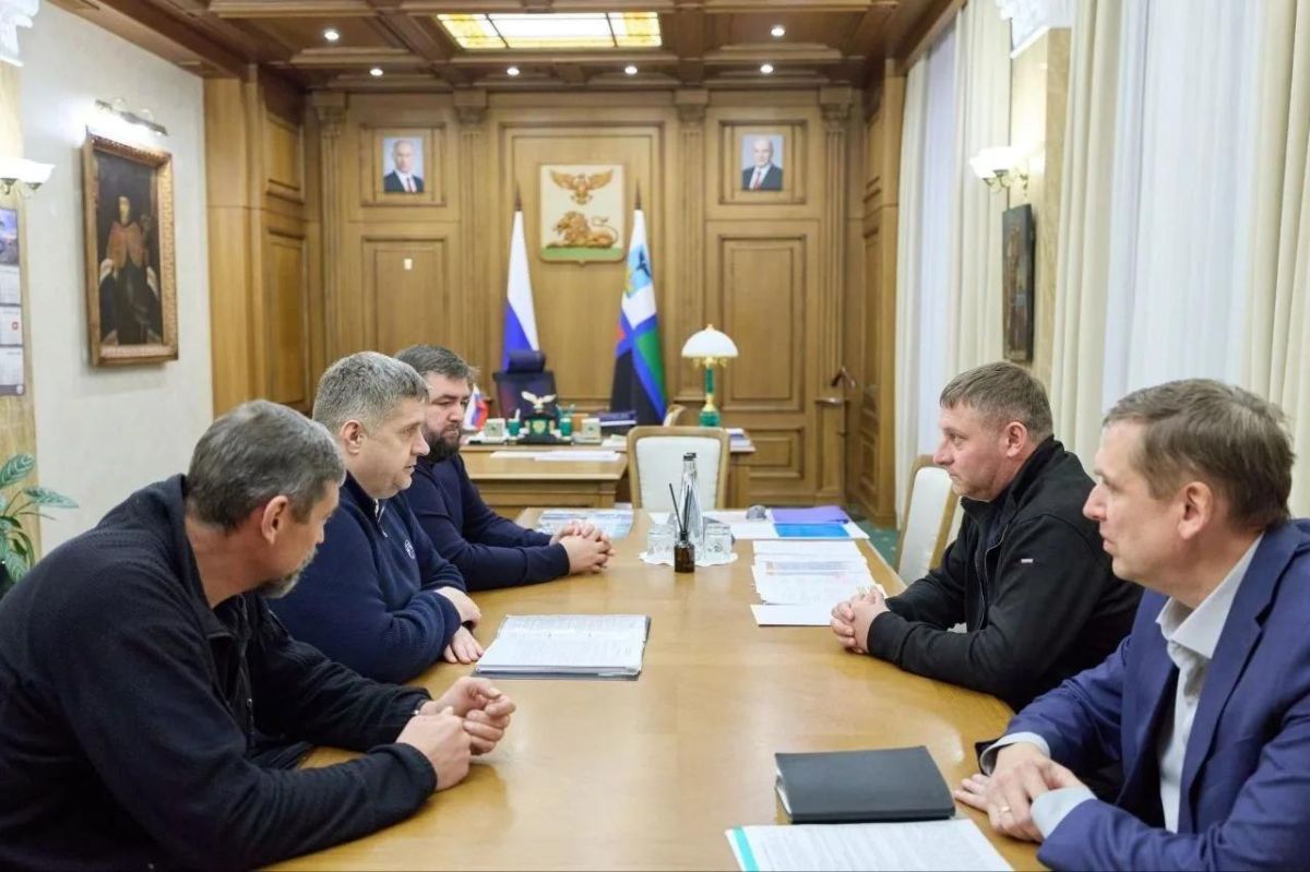 Александр Шуваев обсудил с руководителем Росавтодора развитие дорожной отрасли в регионе