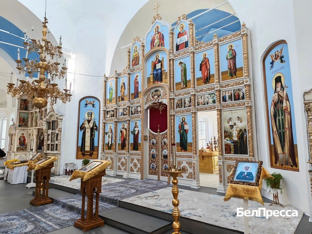 Храм в Большой Халани освятили после ремонта Храм в Большой Халани освятили после ремонта