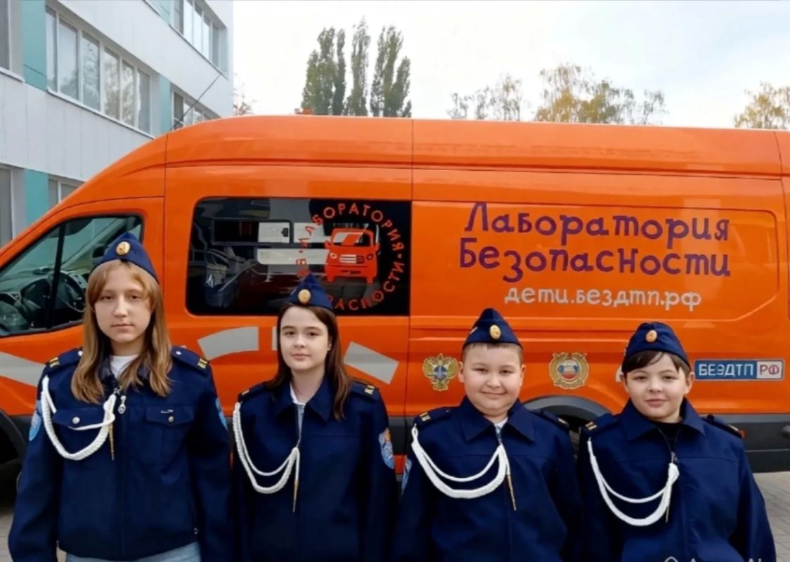 Краснояружские ребята приняли участие в региональном фестивале «Дружная семья ЮИД», который прошел в городе Старый Оскол