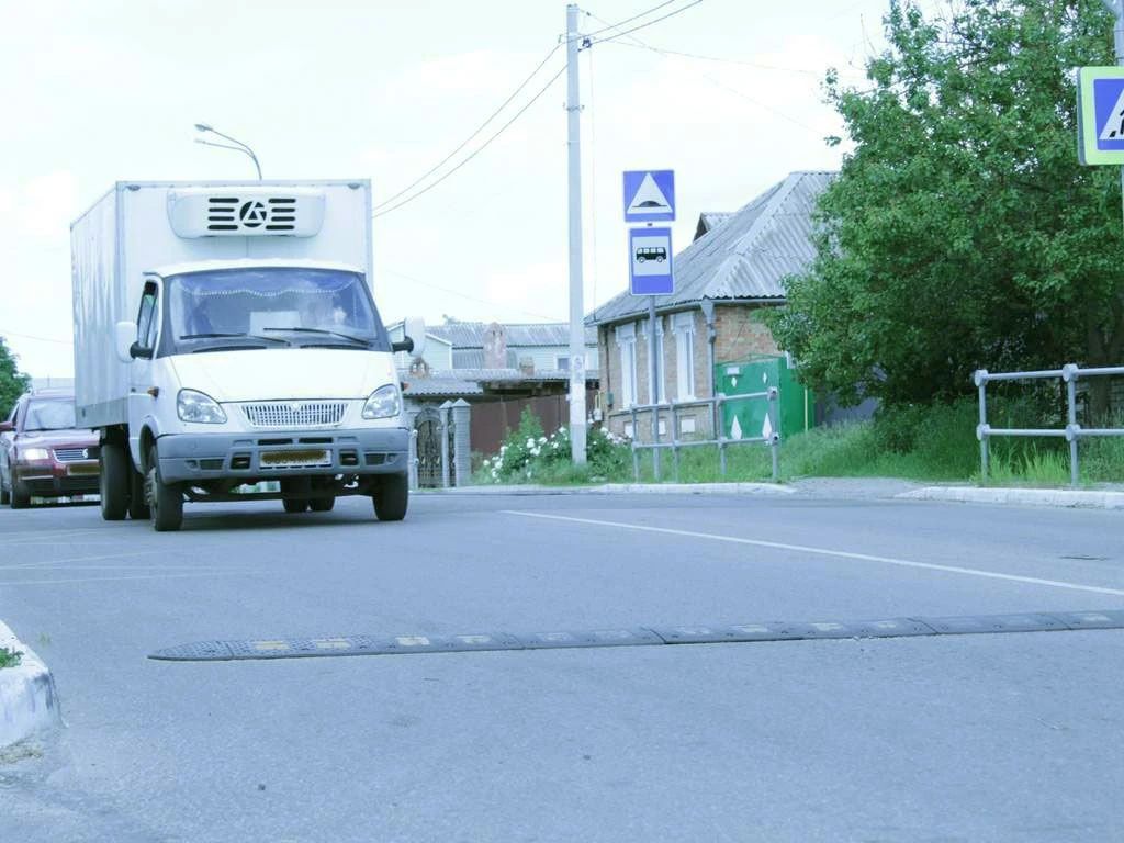 Шебекино на обстреливаемых улицах уберут искусственные неровности на дорогах