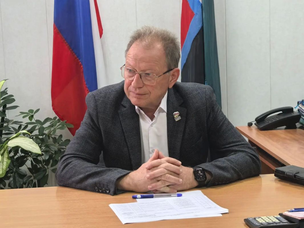 Алексей Дыбов: Провёл приём граждан по личным вопросам Алексей Дыбов: Провёл приём граждан по личным вопросам
