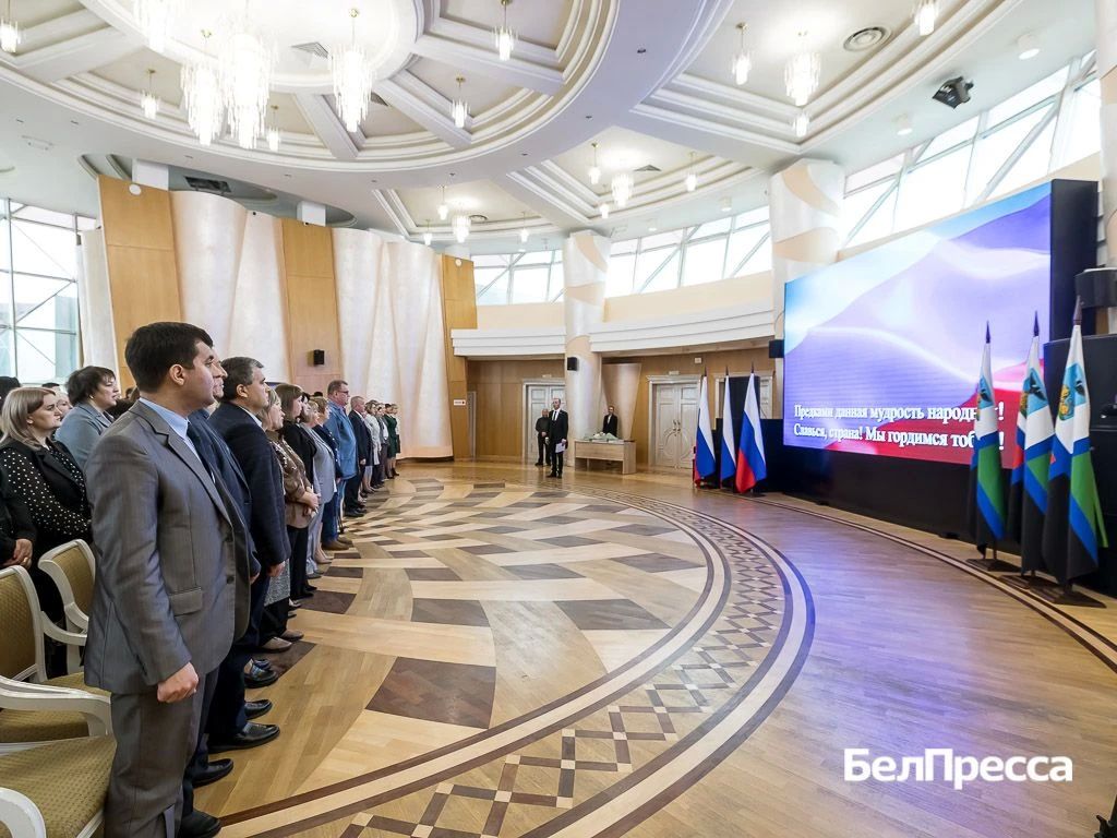 Белгородской области лучших социальных работников наградили премией Бедненко Белгородской области лучших социальных работников наградили премией Бедненко