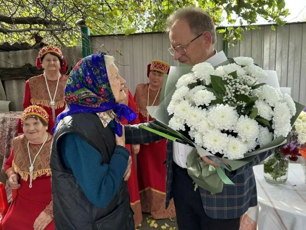 Жительница села Колосково Валуйского округа Татьяна Даниловна Стёпкина отметила свой 100летний юбилей