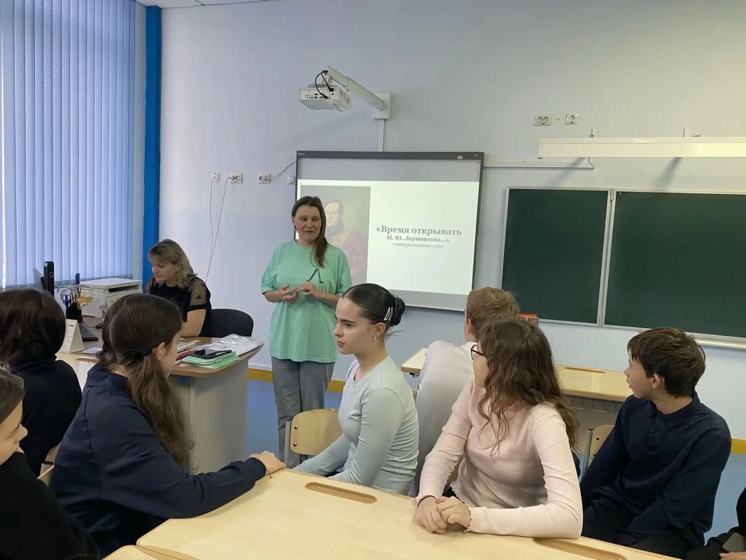 В день рождения Михаила Лермонтова Белгородская детская библиотека имени А. А. Лиханова провела турнир на знание творчества поэта для обучающихся 7 класса «Алгоритма Успеха» В день рождения Михаила Лермонтова Белгородская детская библиотека имени А. А. Лиханова провела турнир на знание творчества поэта для обучающихся 7 класса «Алгоритма Успеха»