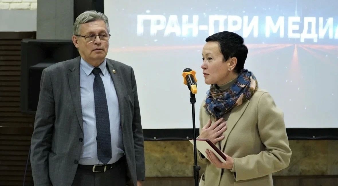 «Рассказ о частном помогает сложить общее» – Рифат Сабитов «Рассказ о частном помогает сложить общее» – Рифат Сабитов