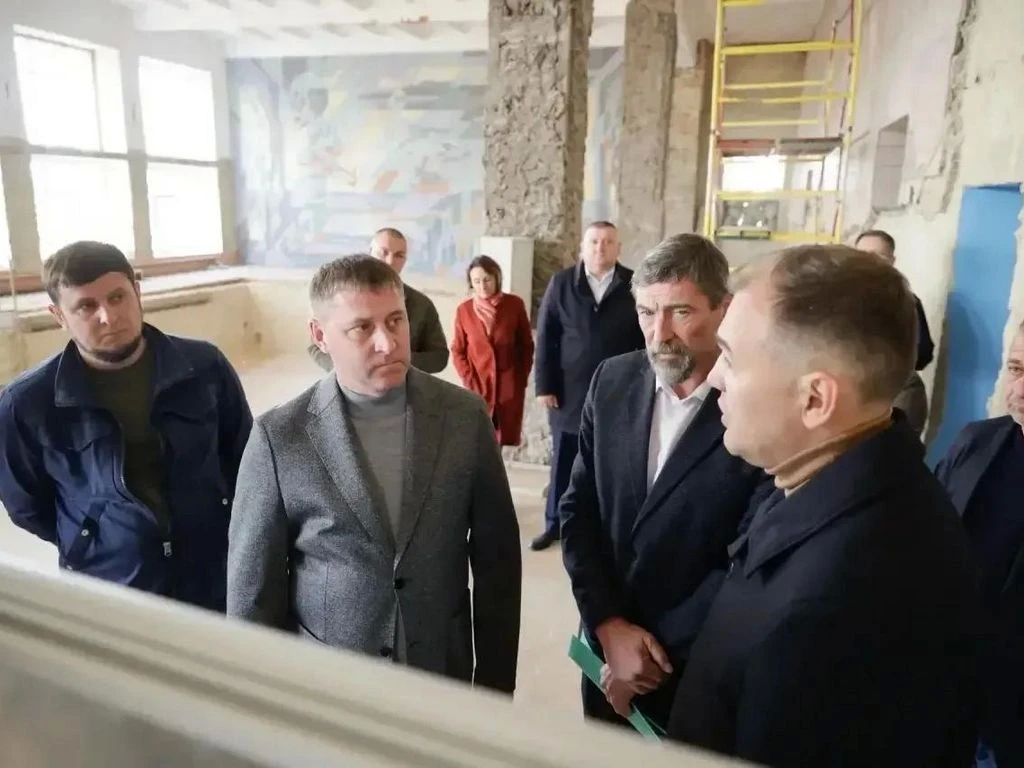Александр Шуваев проверил ход капремонта нескольких объектов в Яковлевском округе