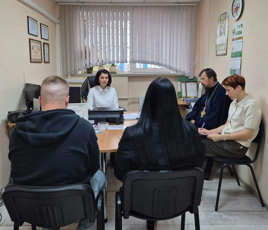 Татьяна Круглякова: В отношениях важно не только любить, но и уметь замечать, как именно близкий человек проявляет свои чувства Татьяна Круглякова: В отношениях важно не только любить, но и уметь замечать, как именно близкий человек проявляет свои чувства