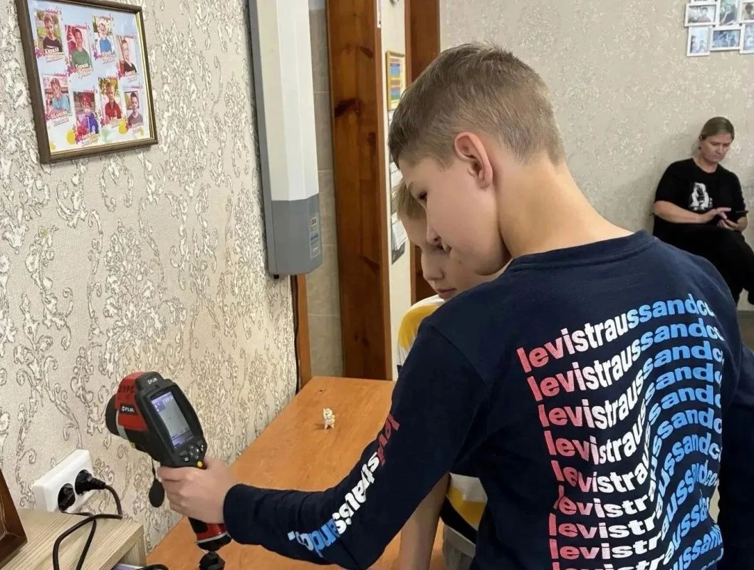 Безопасные каникулы: энергетики «Белгородэнерго» напомнили детям о важных правилах Безопасные каникулы: энергетики «Белгородэнерго» напомнили детям о важных правилах