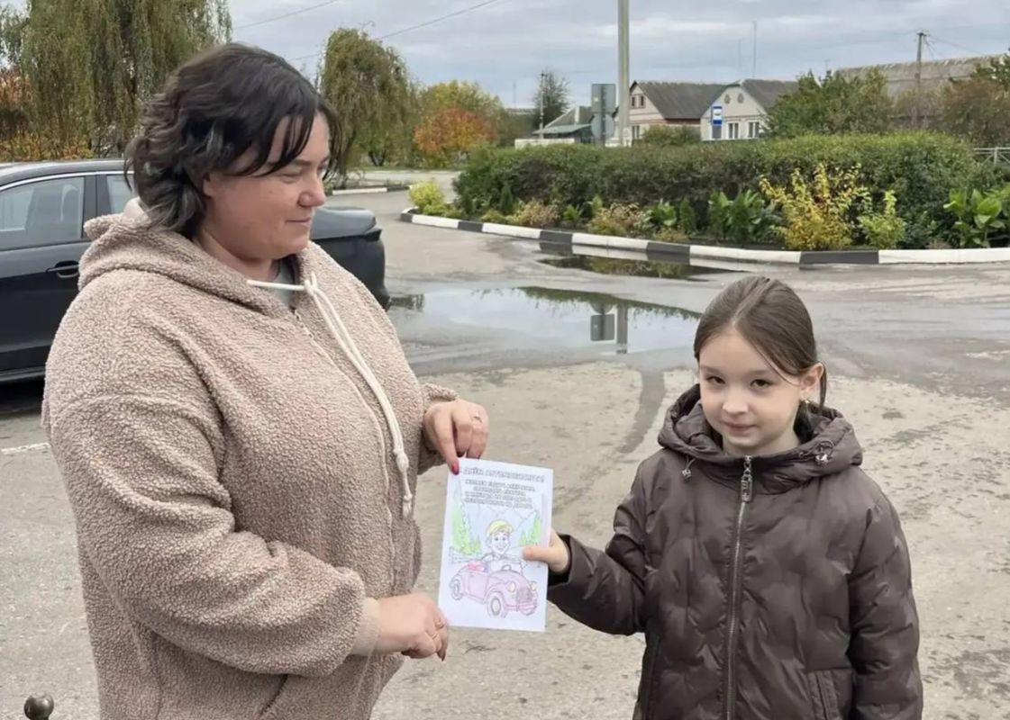 В преддверии Дня автомобилиста белгородские ЮИДовцы приняли участие в акции «Письмо водителю» В преддверии Дня автомобилиста белгородские ЮИДовцы приняли участие в акции «Письмо водителю»
