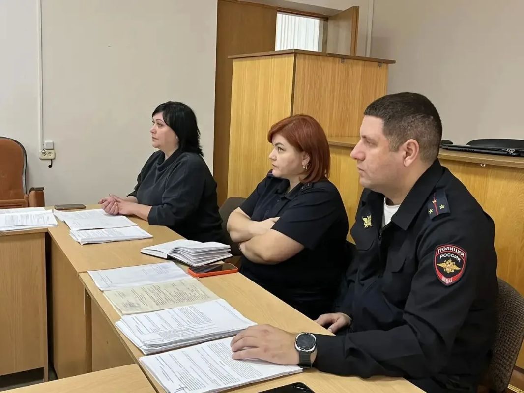 Олег Медведев: 23 октября 2026 года состоялось заседание комиссии по делам несовершеннолетних и защите их прав с участием представителей всех субъектов системы профилактики Олег Медведев: 23 октября 2026 года состоялось заседание комиссии по делам несовершеннолетних и защите их прав с участием представителей всех субъектов системы профилактики