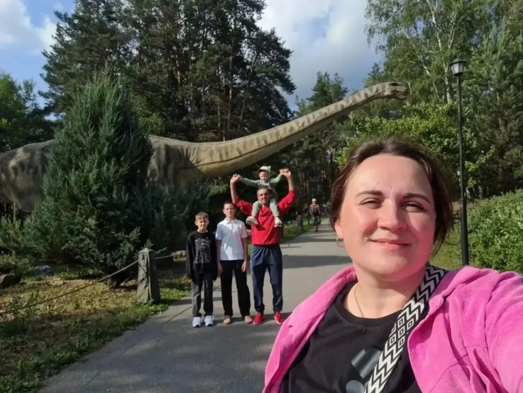 Продолжаем знакомить наших подписчиков с нашими замечательными многодетными семьями! Продолжаем знакомить наших подписчиков с нашими замечательными многодетными семьями!