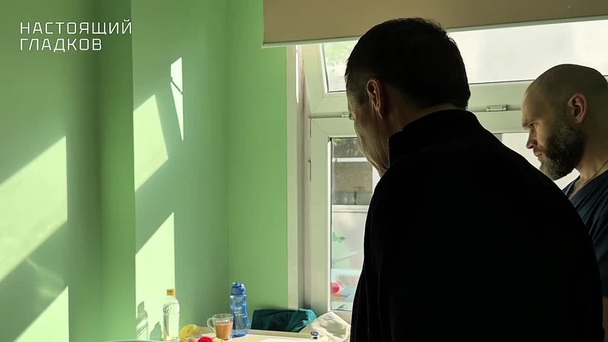 Вячеслав Гладков с семьёй проведал белгородских ребят, которые пострадали от рук ВСУ и лечатся в Москве