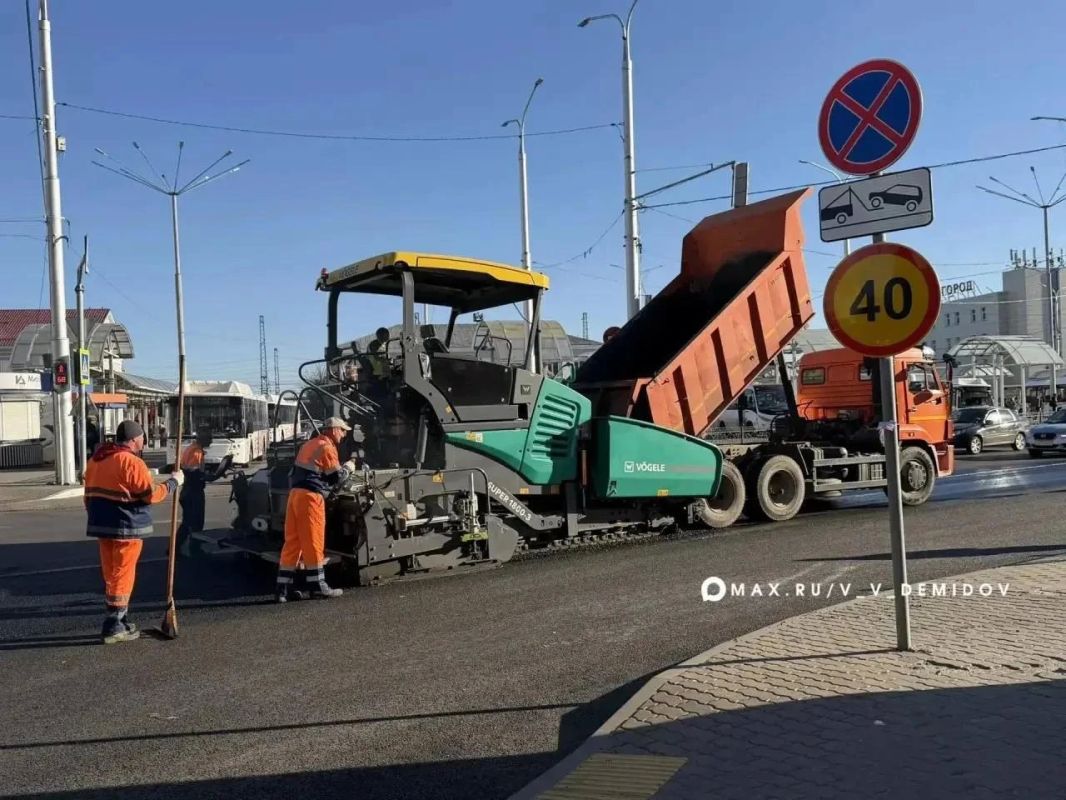 В Белгороде ускорили ремонт дорог на нескольких улицах В Белгороде ускорили ремонт дорог на нескольких улицах