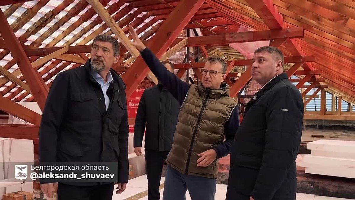 Александр Шуваев рассказал о восстановлении МКД в центре Белгорода, пострадавшего при обстреле в августе