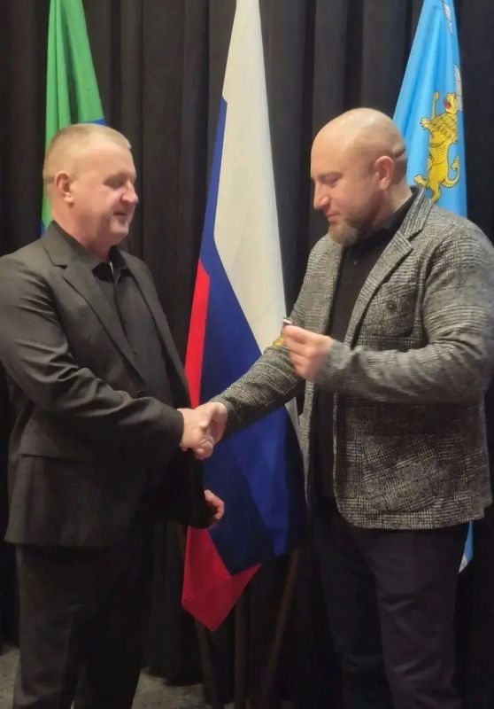 Василий Горбунов отмечен медалью «За заслуги перед Землёй Грайворонской» Василий Горбунов отмечен медалью «За заслуги перед Землёй Грайворонской»