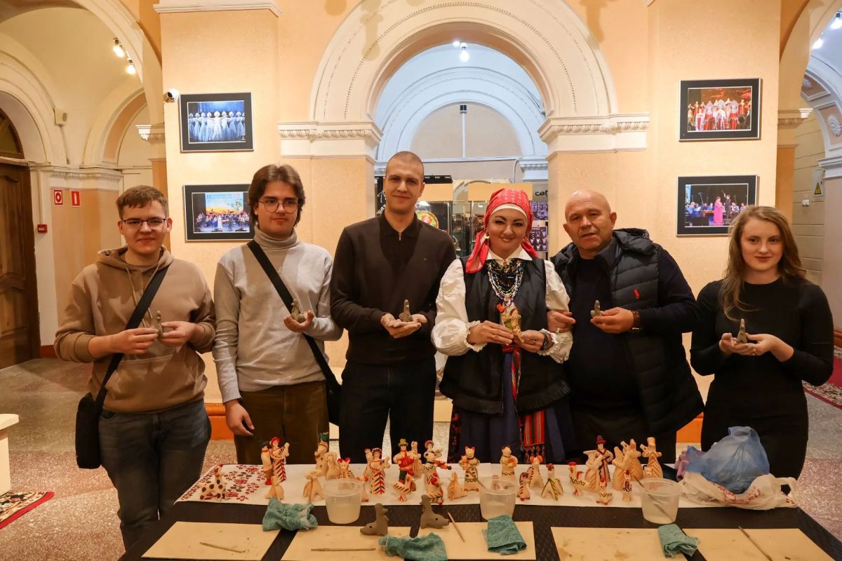 Проект «Путешествие старооскольской глиняной игрушки» вышел на финишную прямую Проект «Путешествие старооскольской глиняной игрушки» вышел на финишную прямую