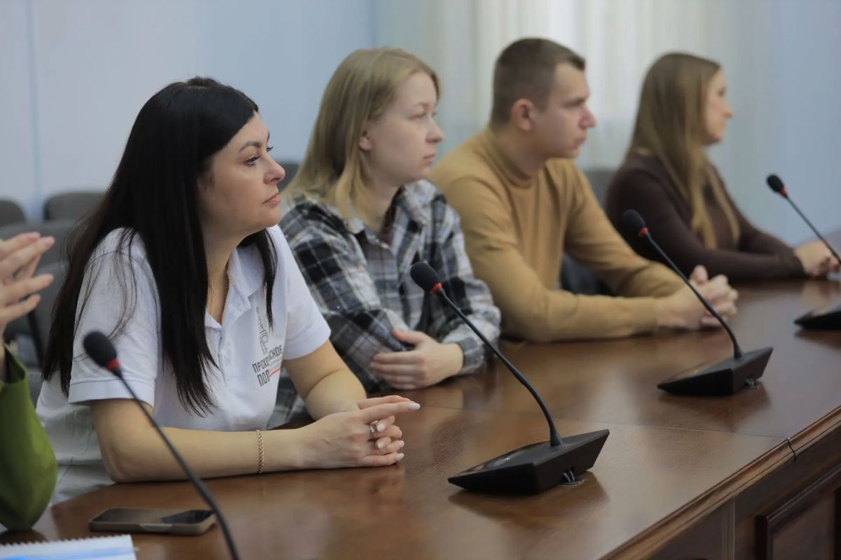 В музее-заповеднике «Прохоровское поле» прошло очередное заседание Общественного совета при министерстве по делам молодёжи Белгородской области В музее-заповеднике «Прохоровское поле» прошло очередное заседание Общественного совета при министерстве по делам молодёжи Белгородской области