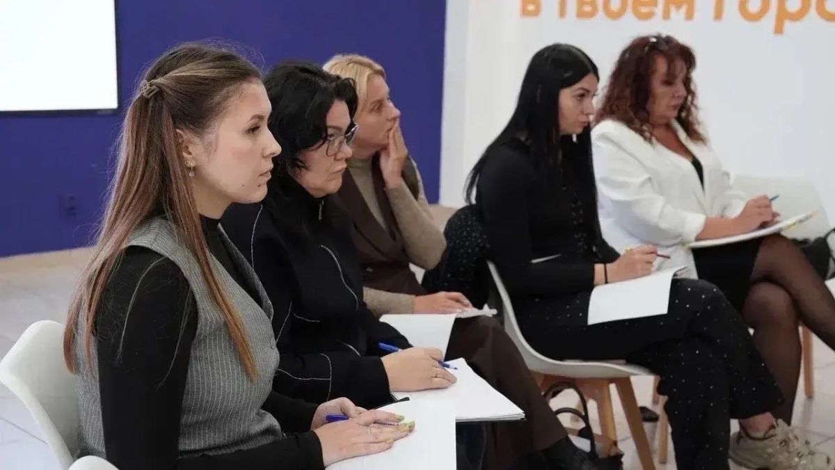 Проект «Равный равному» продолжается