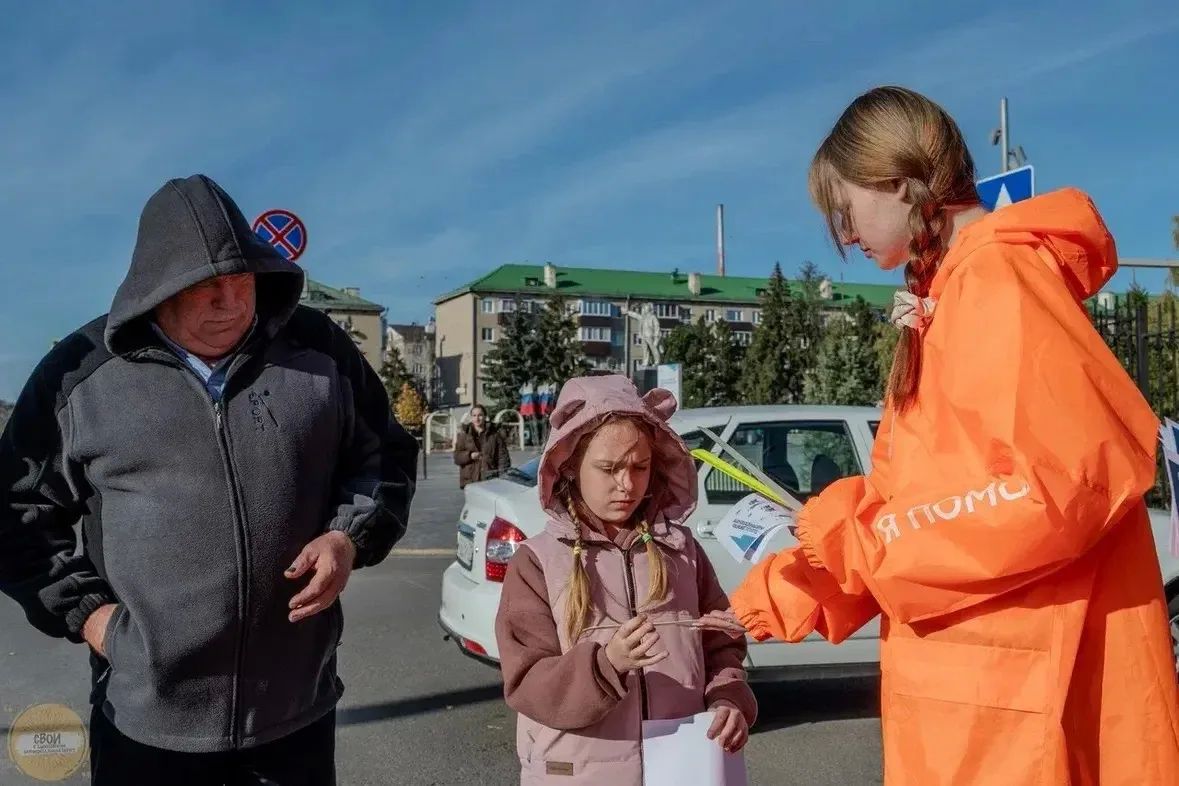 Акция «Свет Дарит Жизнь» прошла в Белгородской области с участием волонтеров и автоинспекторов Акция «Свет Дарит Жизнь» прошла в Белгородской области с участием волонтеров и автоинспекторов