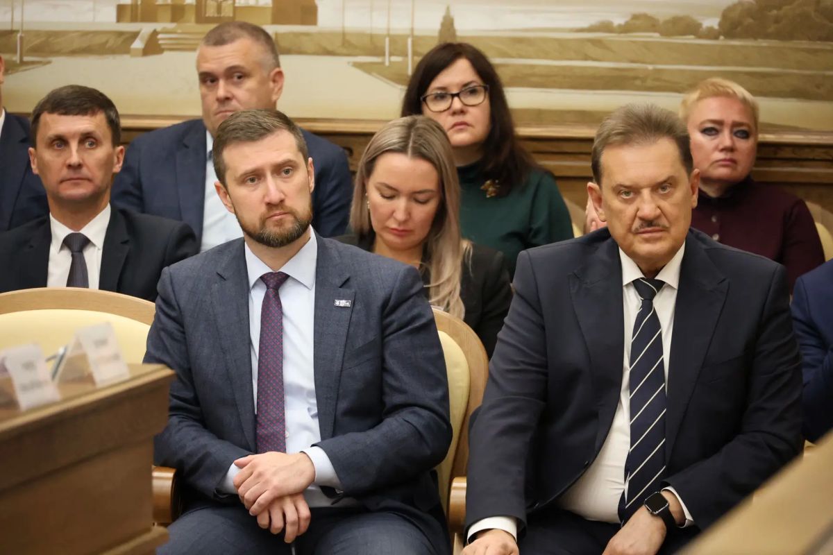 Юрий Клепиков: Продолжаем готовиться к предстоящему заседанию Белгородской областной Думы Юрий Клепиков: Продолжаем готовиться к предстоящему заседанию Белгородской областной Думы