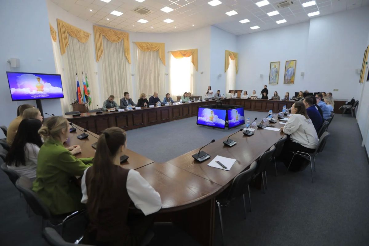 В музее-заповеднике «Прохоровское поле» прошло очередное заседание Общественного совета при министерстве по делам молодёжи Белгородской области