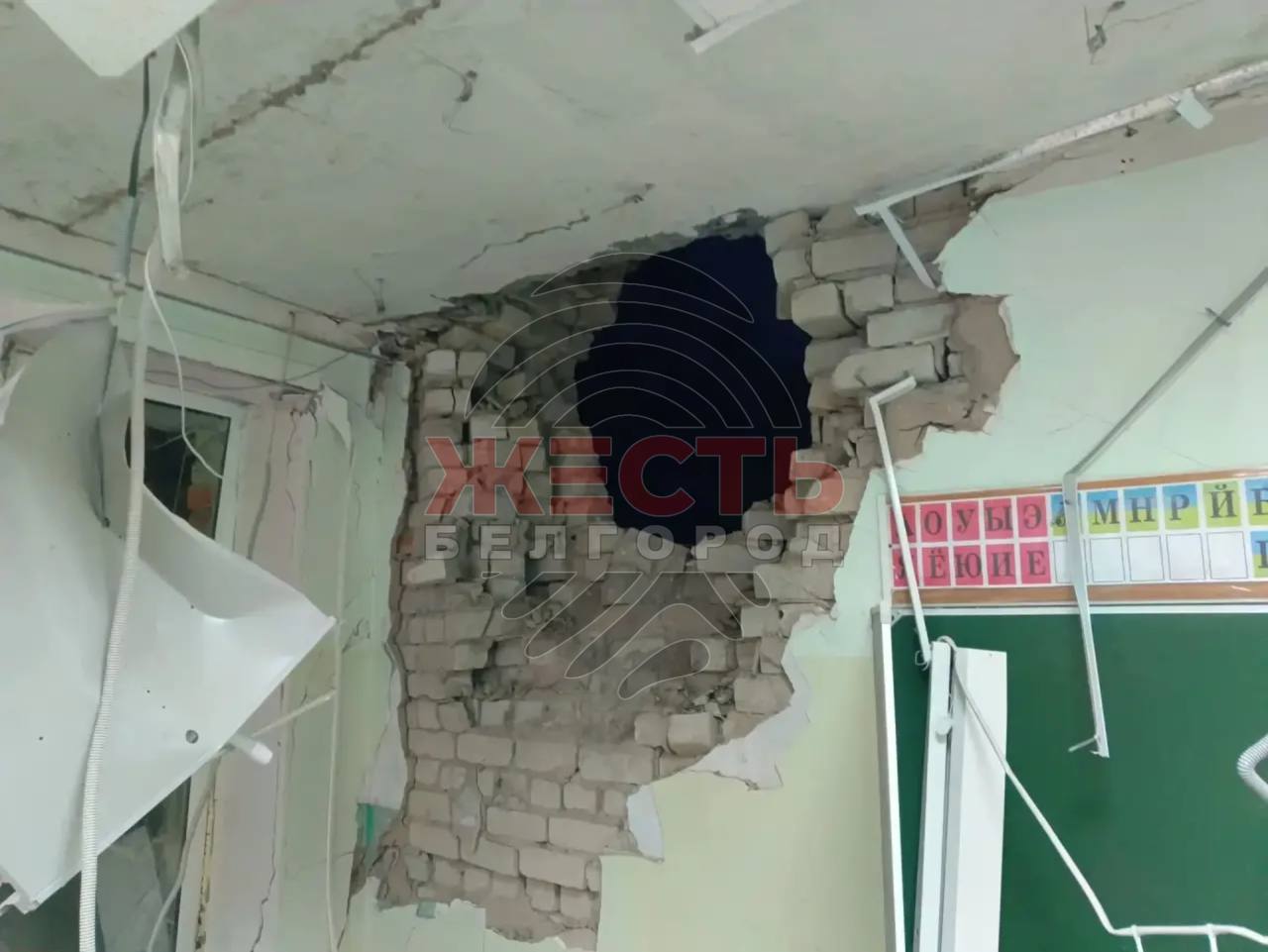 Вчера при ударе БПЛА пострадала школа в Курасовке Ивнянского округа