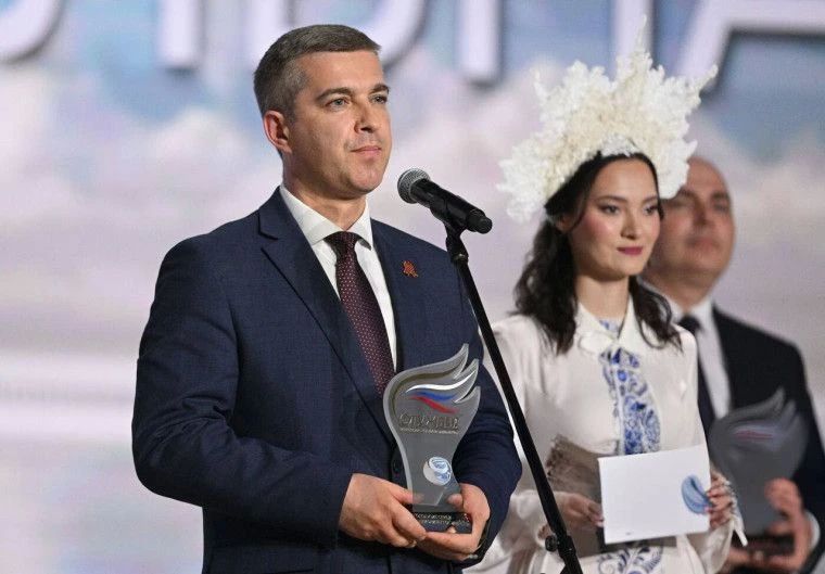 Александр Шуваев: До 29 ноября продлится приём заявок на IV Всероссийскую муниципальную премию «Служение» — приглашаю всех представителей муниципалитетов Белгородской области принять участие! Александр Шуваев: До 29 ноября продлится приём заявок на IV Всероссийскую муниципальную премию «Служение» — приглашаю всех представителей муниципалитетов Белгородской области принять участие!