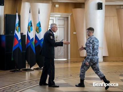 Белгородским судебным приставам вручили региональные и ведомственные награды