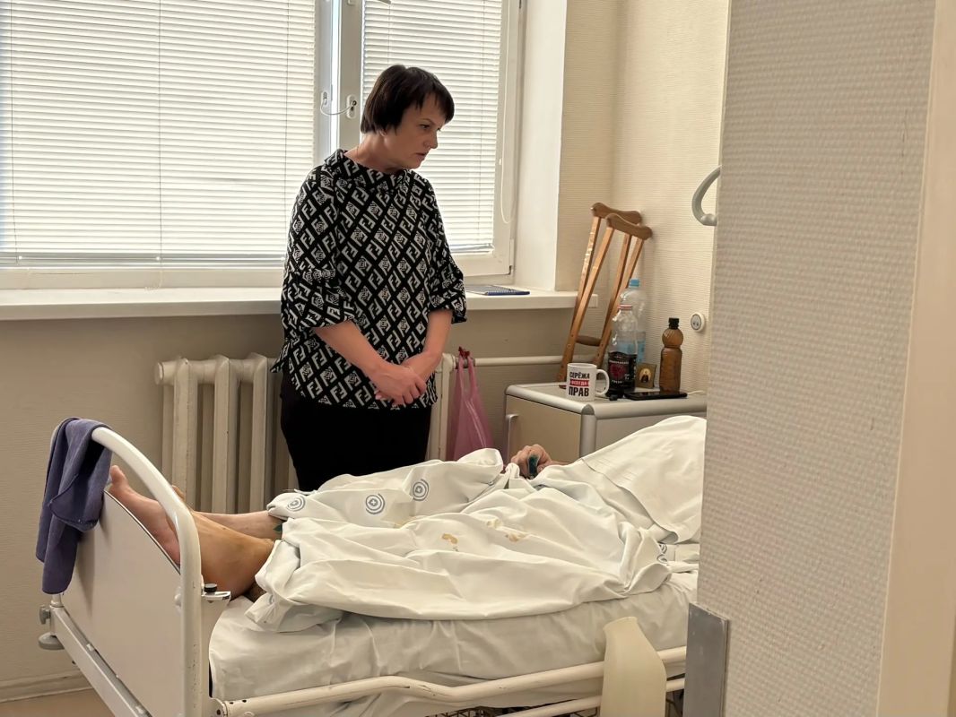 Татьяна Круглякова: В завершение рабочего дня навестила наших жителей, пострадавших от атак со стороны ВСУ Татьяна Круглякова: В завершение рабочего дня навестила наших жителей, пострадавших от атак со стороны ВСУ