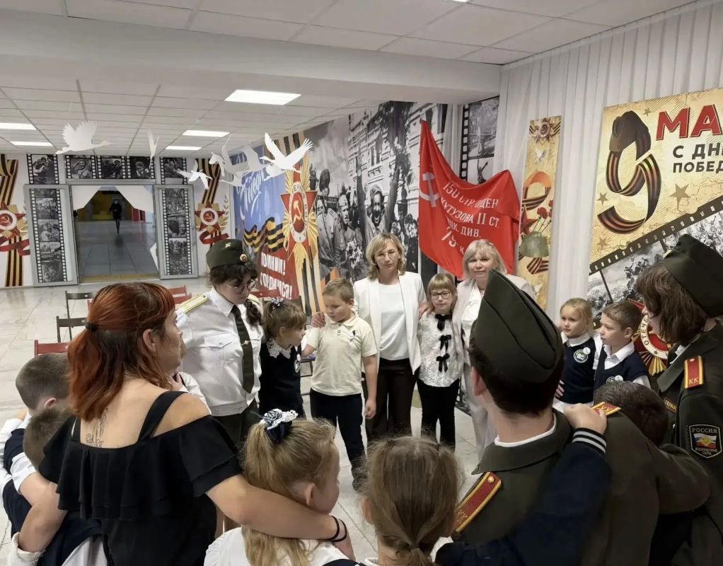 Новое поколение лидеров: 2«Г» класс МБОУ «СОШ №3» — теперь «Орлята России»! Новое поколение лидеров: 2«Г» класс МБОУ «СОШ №3» — теперь «Орлята России»!
