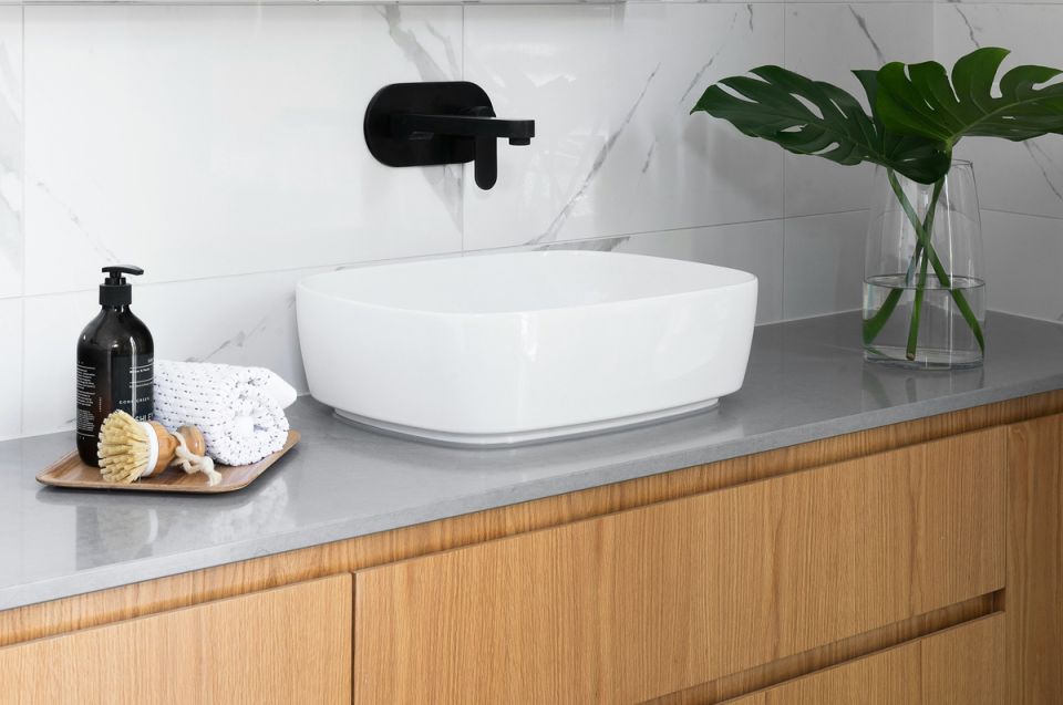 Столешницы для ванной: как выбрать идеальное решение для вашего интерьера