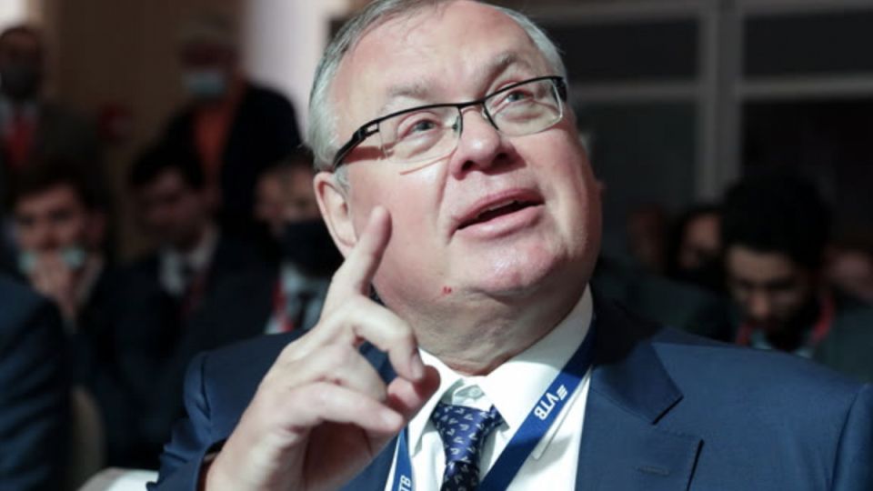 Почему накопительный сезон все еще в силе: ВТБ делится прогнозами