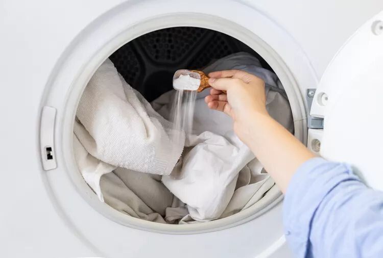 Секреты бабушки: 5 народных средств, которые удивят современными результатами стирки