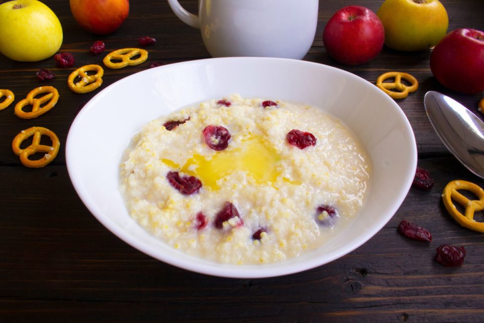 Нежная пшенная каша с вяленой клюквой: новый взгляд на традиционное блюдо