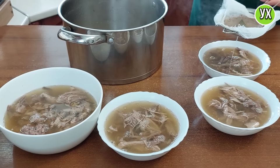 Новый взгляд на холодец: необычный рецепт, который завоевал сердца гурманов