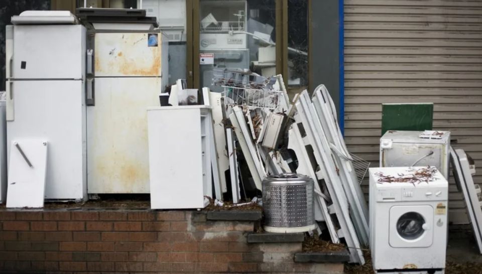 Как грамотно утилизировать старую посудомоечную машину?