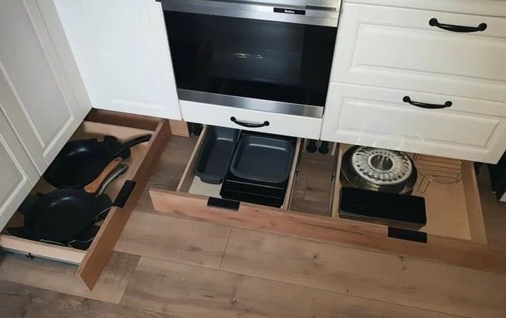 ������� ��������� ������������: ��� � 90-� ��������� ��������� ������� ��� ��������