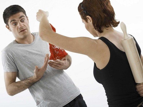 Как справиться с изменой мужа и сохранить семью