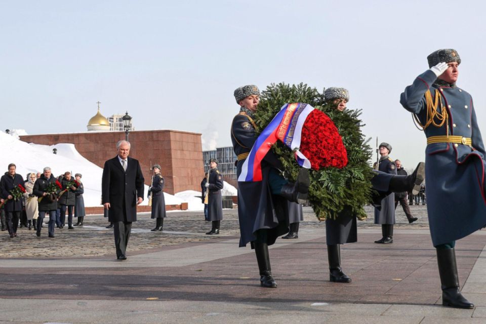 Новый закон против фейков: депутаты защищают историческую правду